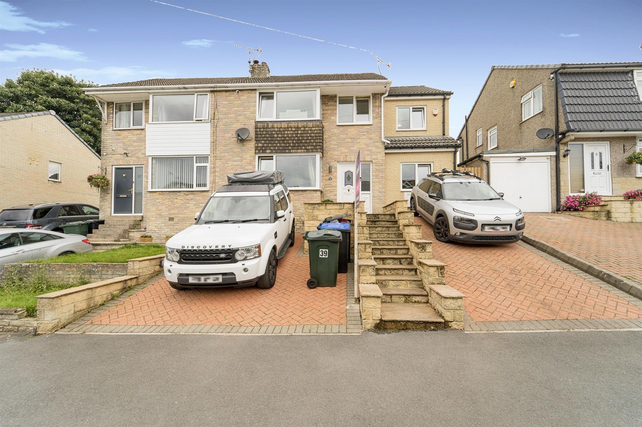 5 bed semidetached house for sale in Providence Crescent, Oakworth