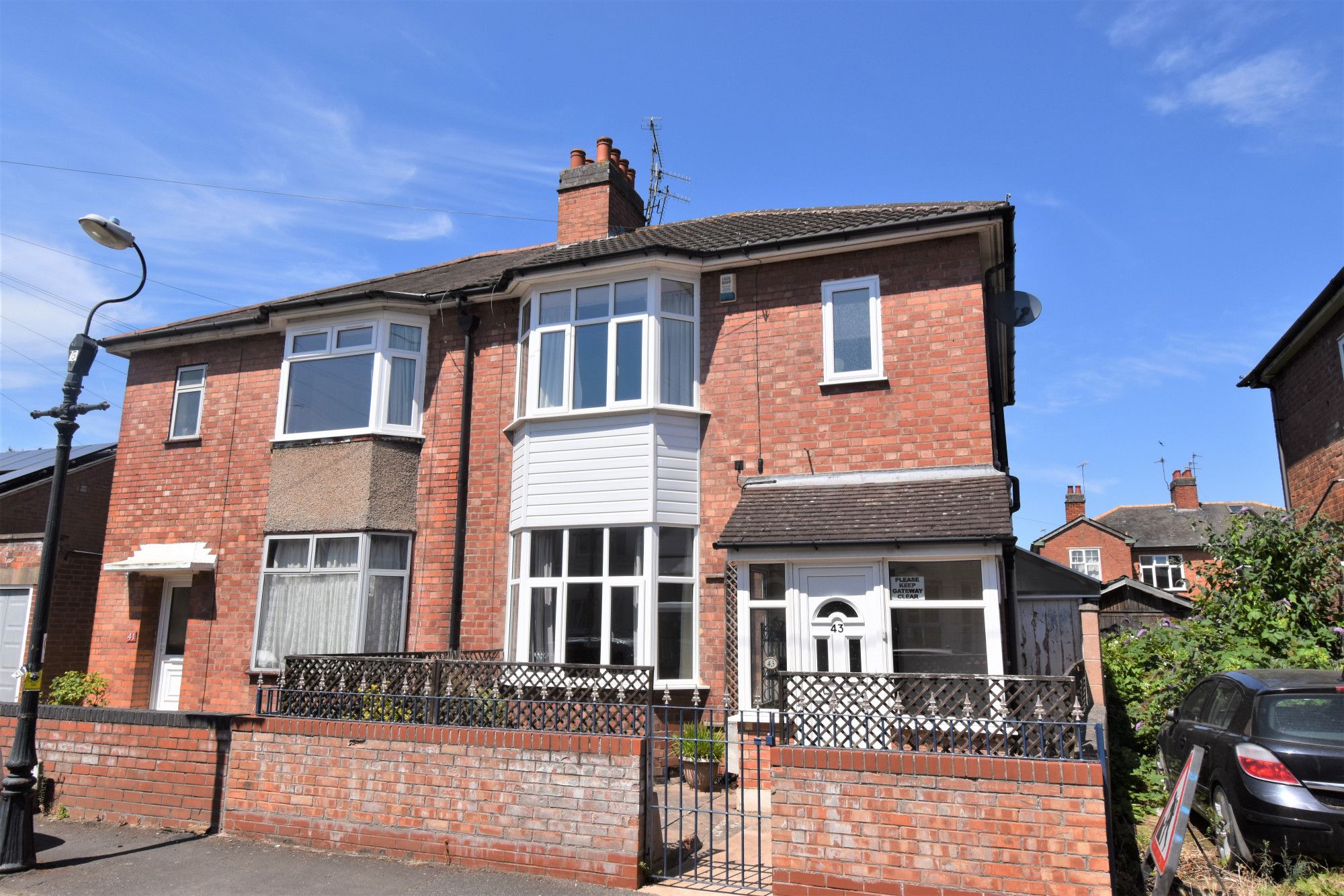 3 bed semidetached house for sale in Plymouth Place, Leamington Spa
