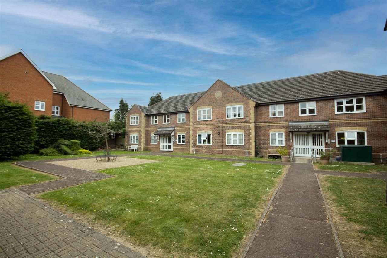 2 bed flat for sale in Lexden Place, Halstead Road, Colchester CO3 Zoopla