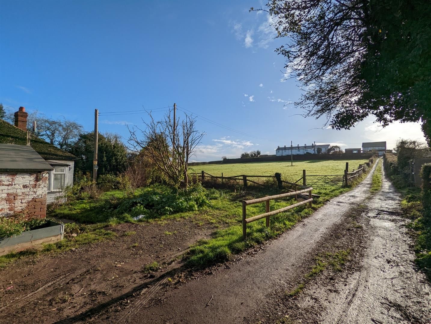 2 Bed Detached Bungalow For Sale In Sunny View, Stretton Sugwas 