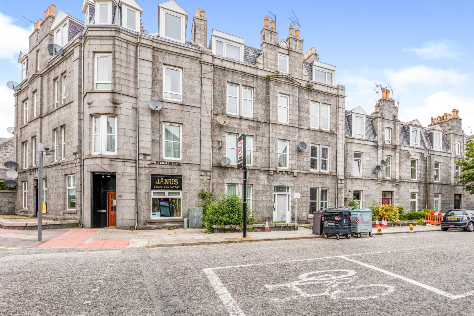2 bed flat for sale in Whitehall Place, Aberdeen AB25 Zoopla