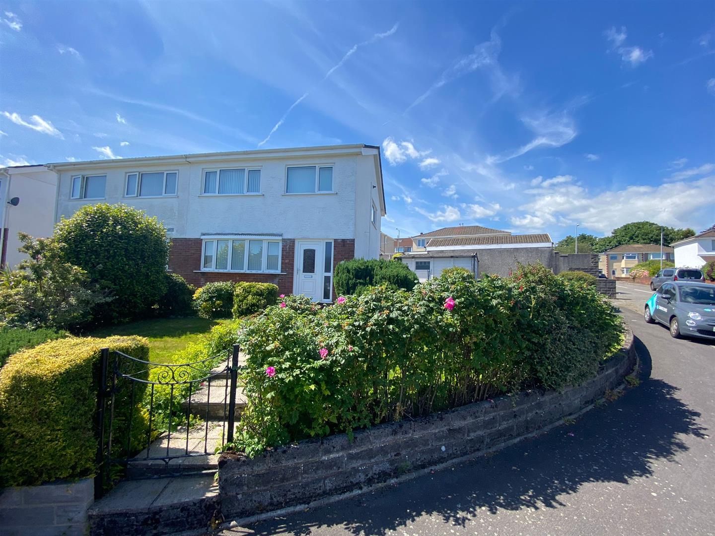 3 bed semidetached house for sale in Wynter Court, Treboeth, Swansea