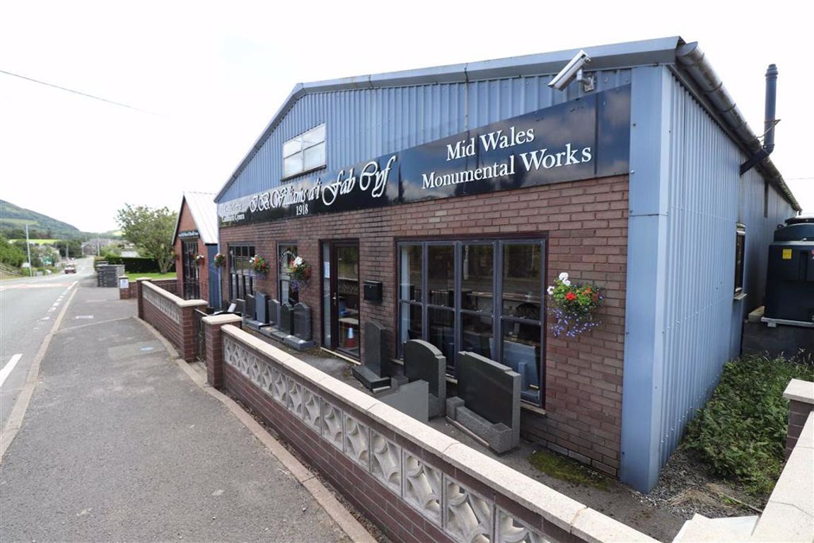 5 bed property for sale in Llanbrynmair, Powys SY19 Zoopla