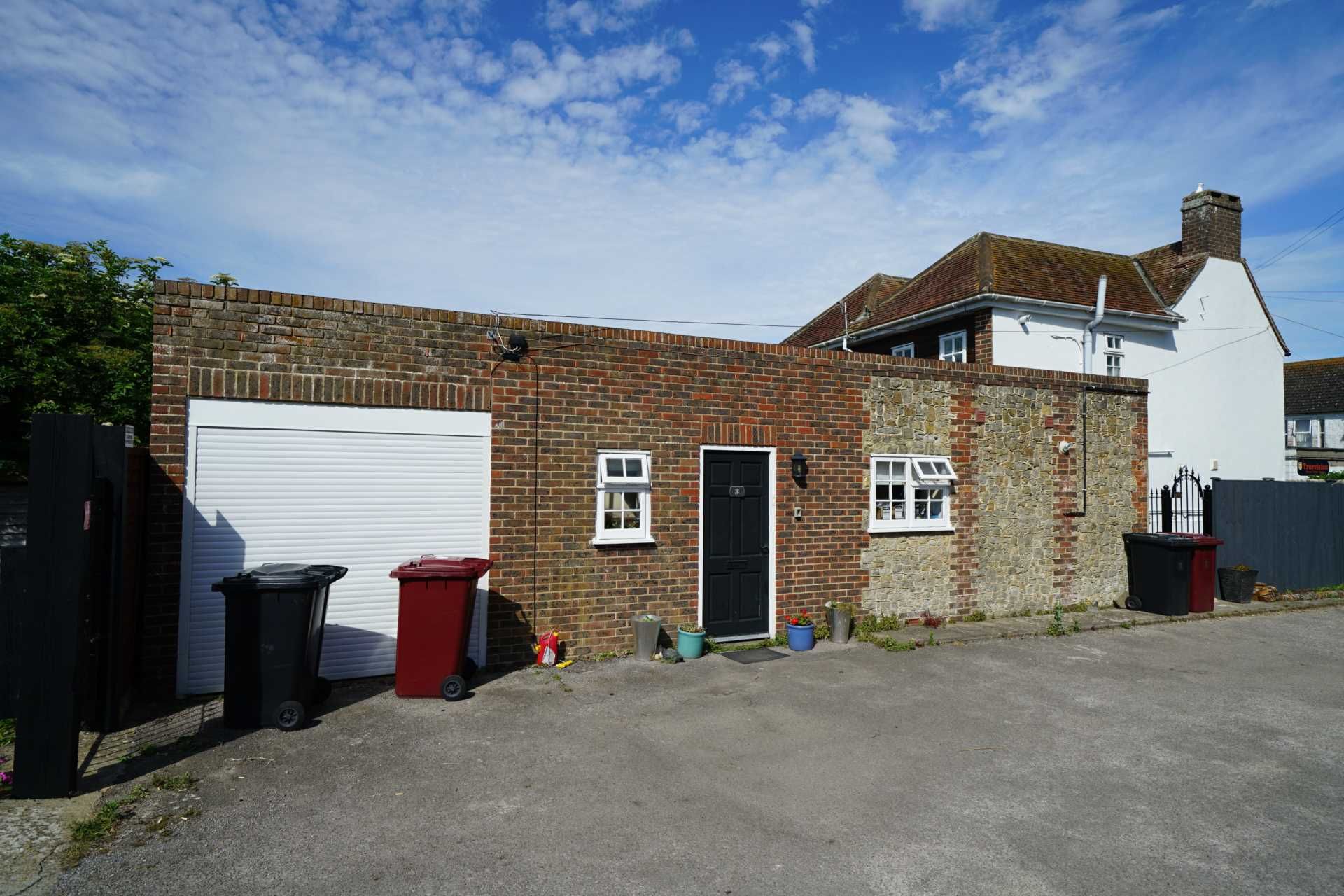 3 bed semidetached bungalow for sale in High Street, Selsey. PO20 Zoopla