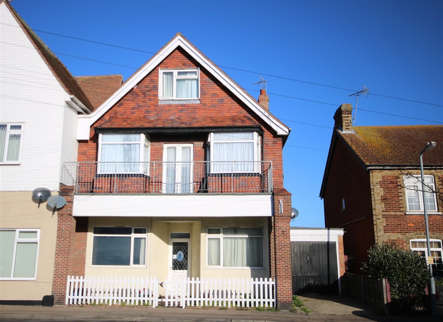 1 bed property to rent in Naze Park Road, Walton On The Naze CO14 Zoopla