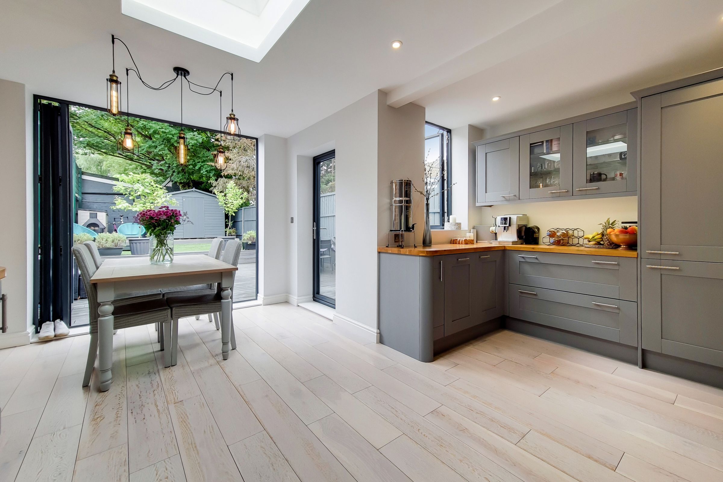 3 bed for sale in Belton Road, London NW2 Zoopla