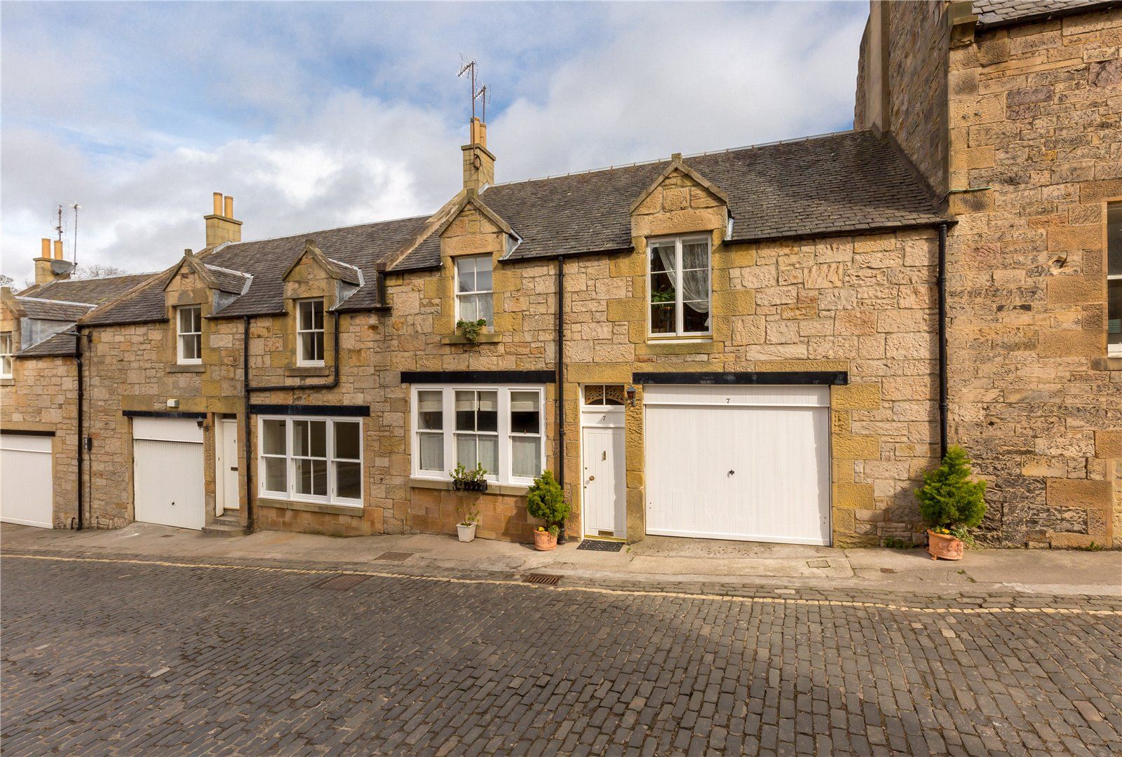 7 Sunbury Mews, Dean Village, Edinburgh EH4  