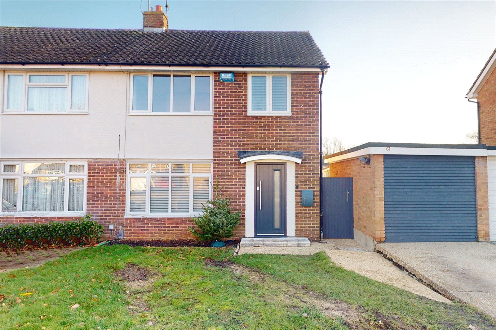 3 bed semidetached house for sale in Sparrows Herne, Kingswood, Basildon, Essex SS16 Zoopla