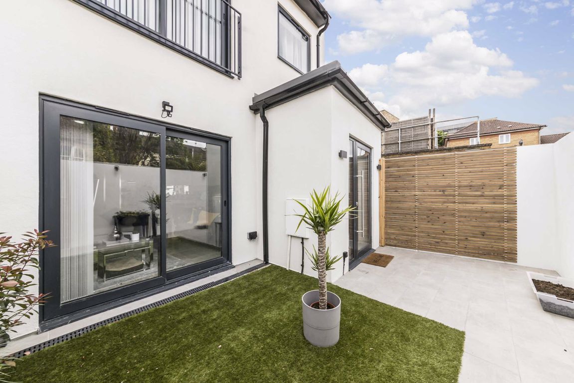 Eliza Mews, London SW17  