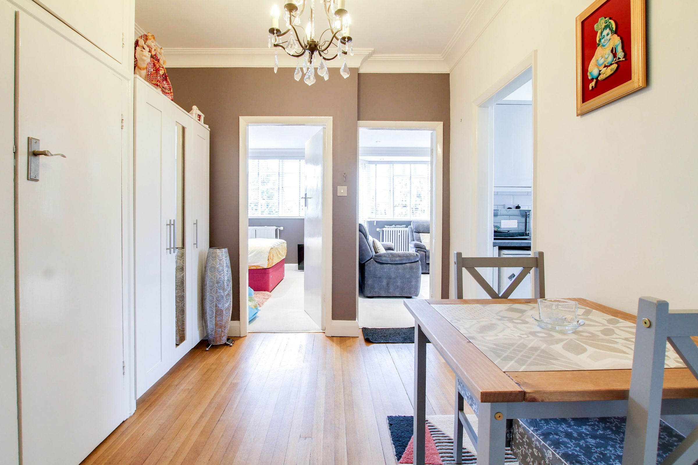 Knighton Court, Knighton Park Road, Stoneygate, Leicester LE2  