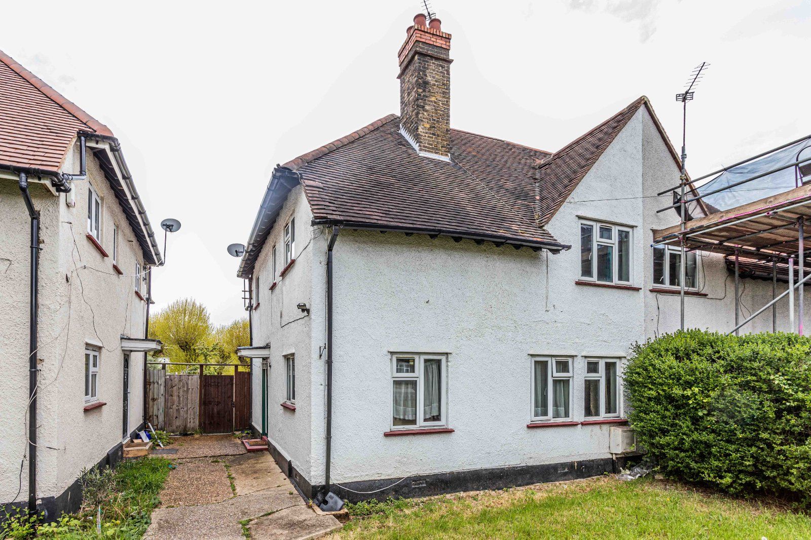 3 bed semidetached house for sale in Durnsford Road, London N11 Zoopla