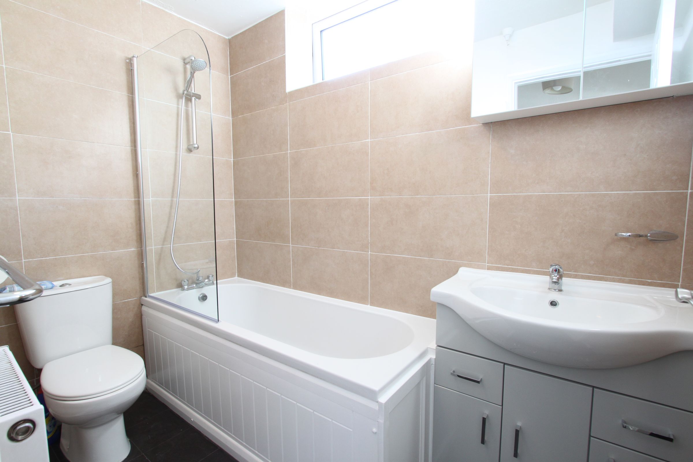 2 bed flat to rent in West Park, Mottingham, London SE9 Zoopla