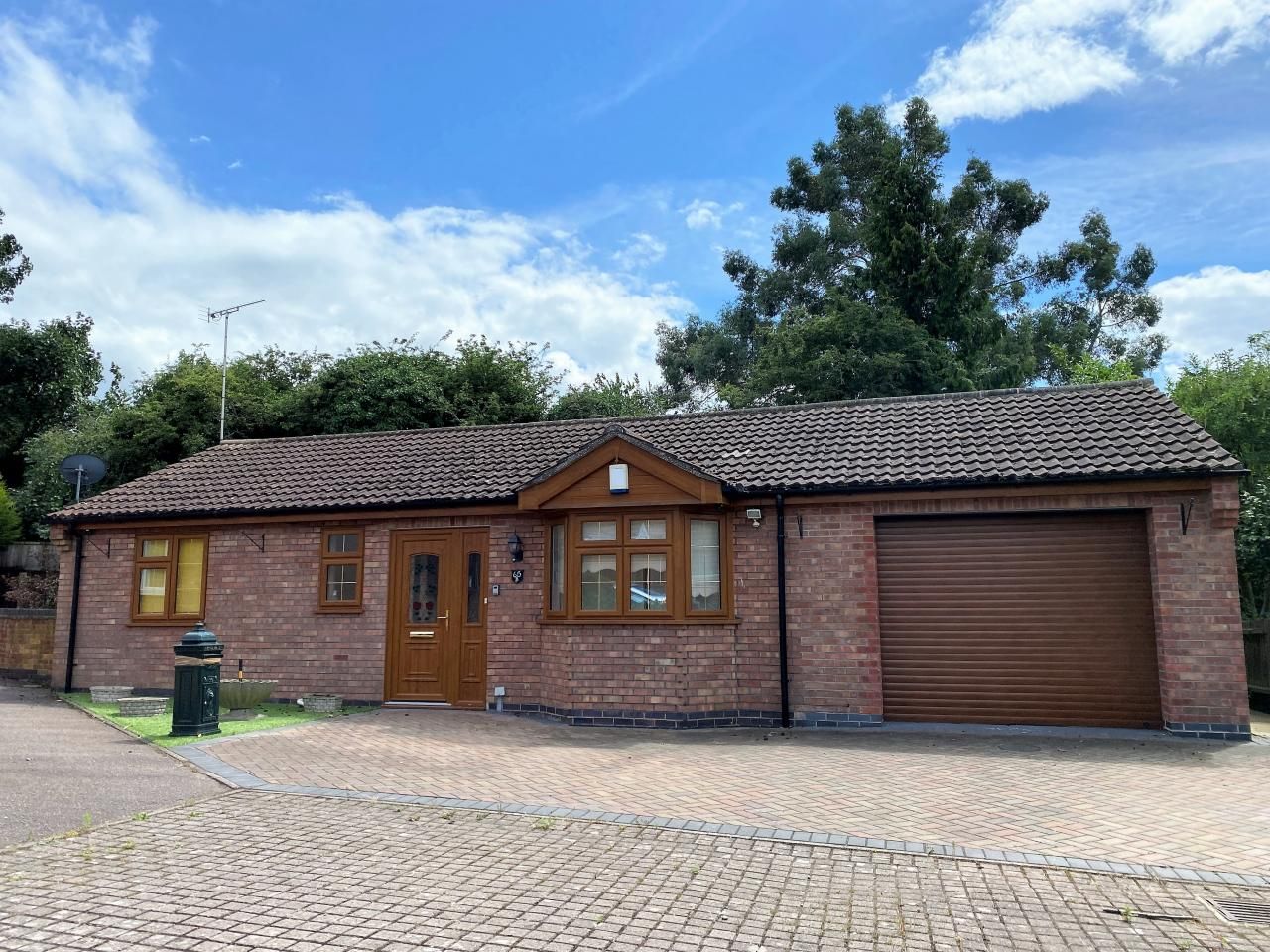 2 bed bungalow for sale in Park Road, Earl Shilton, Leicester LE9 Zoopla