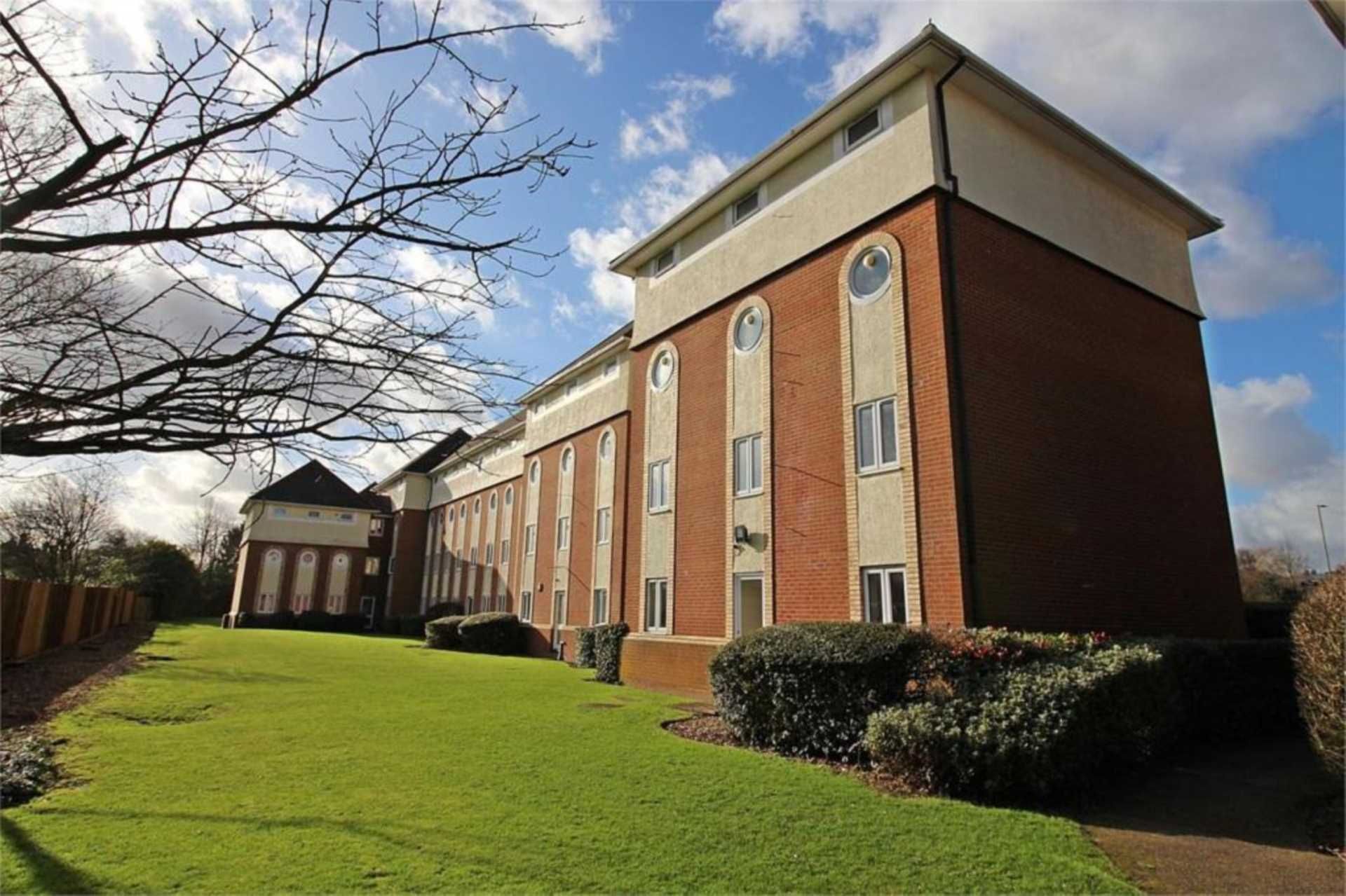 Studio for sale in Walsingham Close, Hatfield AL10 Zoopla