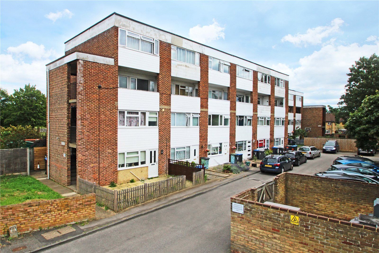 2 bed for sale in Douglas Road, Addlestone, Surrey KT15 Zoopla