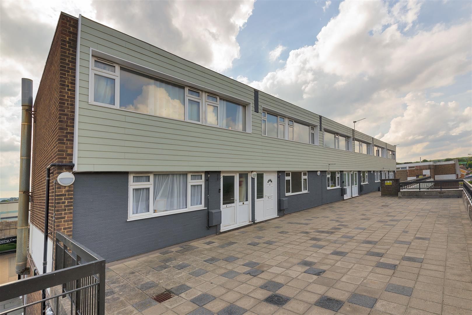 3 bed for sale in Mid Kent Shopping Centre, Castle Road