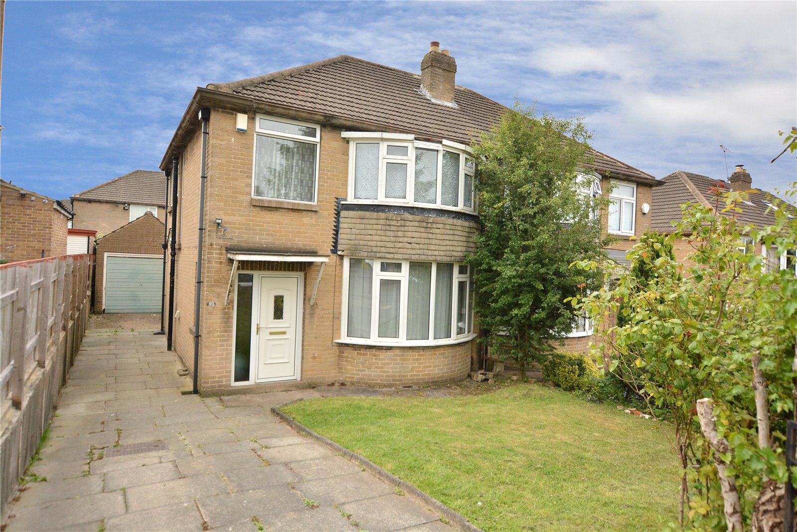 Carr Manor Avenue, Leeds LS17