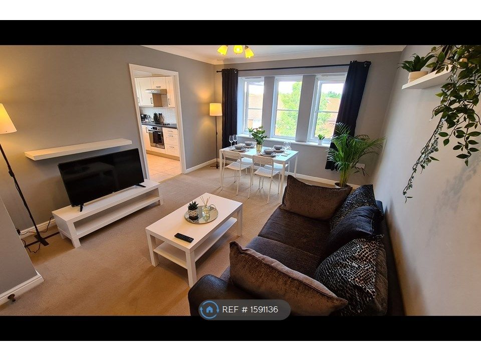 2 bed flat to rent in Walnut Close, Laindon, Basildon SS15 Zoopla