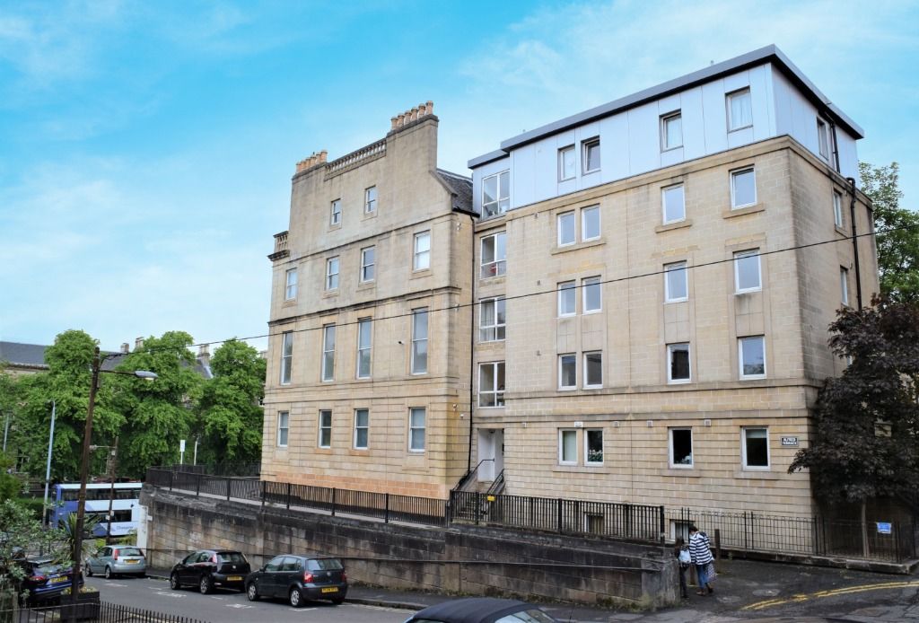Alfred Terrace, Flat 2/1, Hillhead, Glasgow G12  
