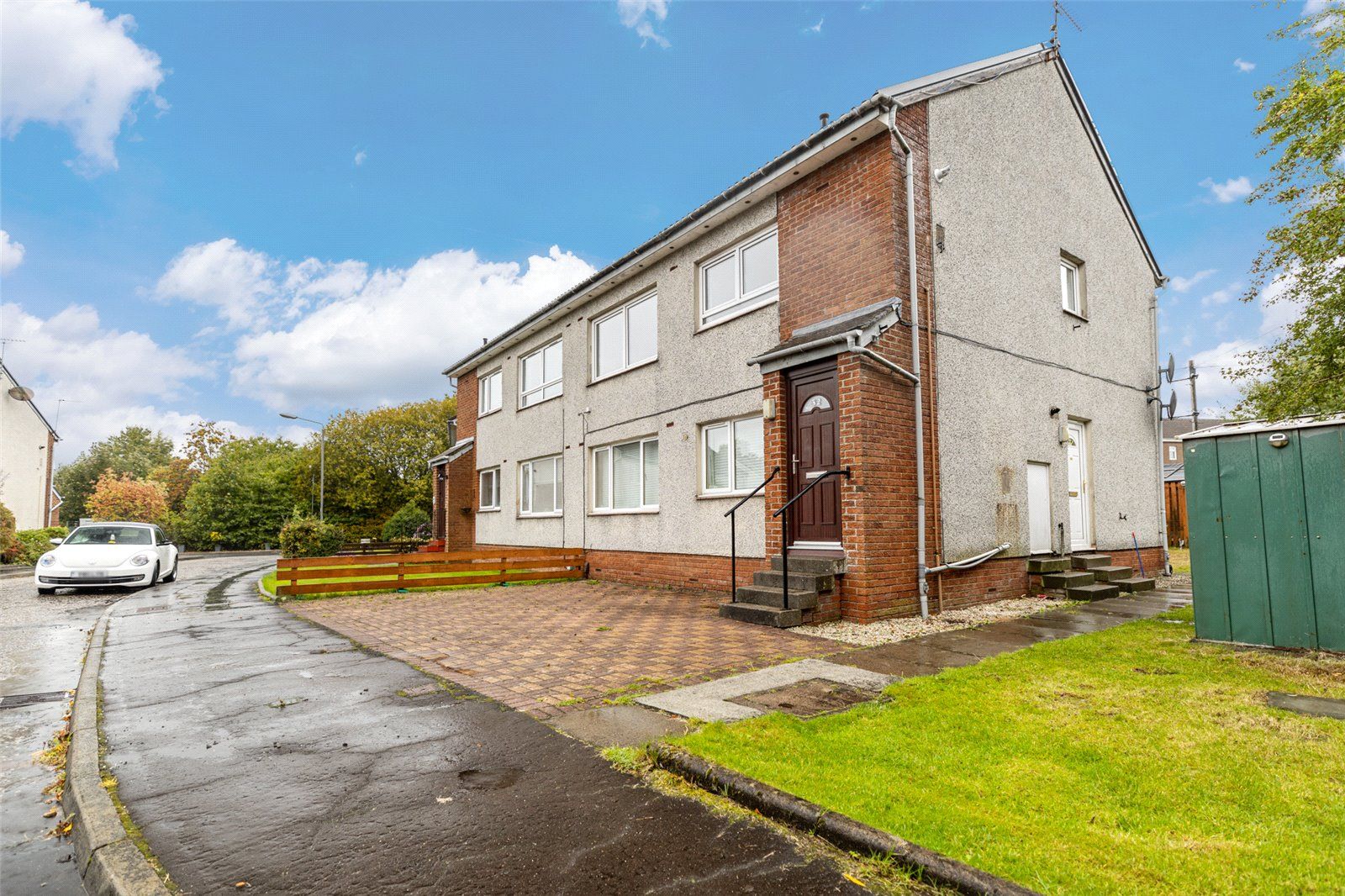 1 bed flat for sale in Treeburn Avenue, Giffnock, Glasgow, East