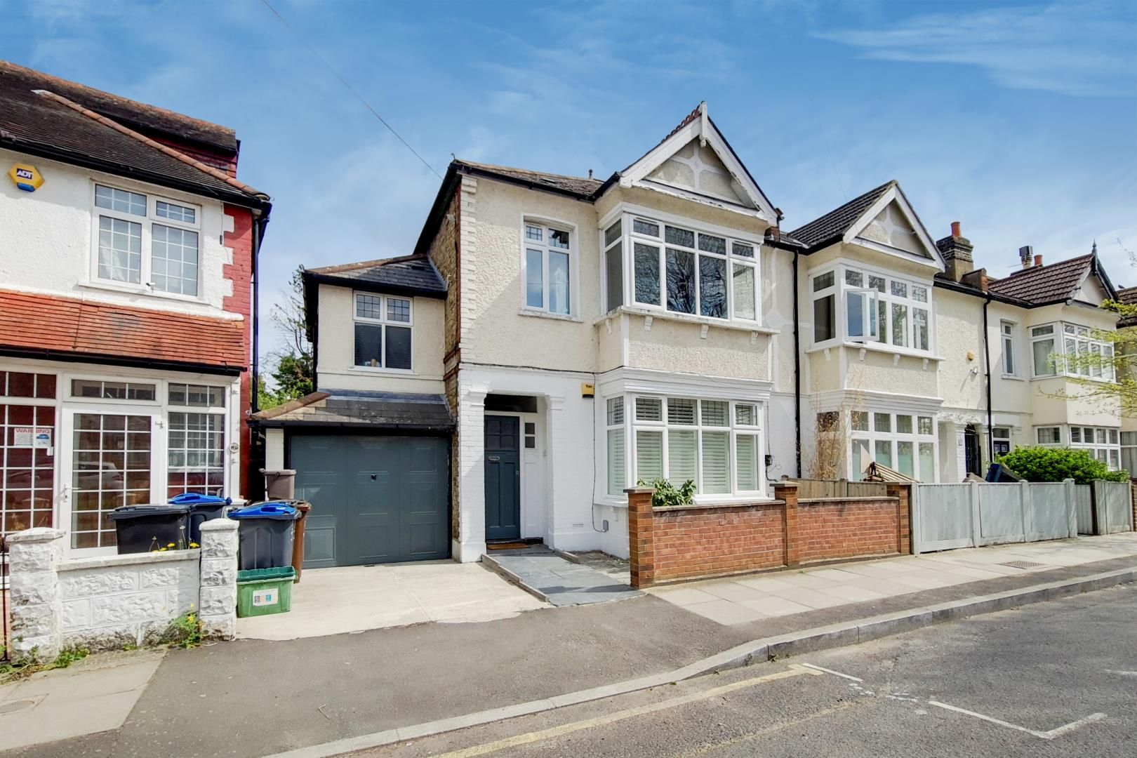 2 bed flat for sale in Cavendish Road, Colliers Wood, London SW19 Zoopla
