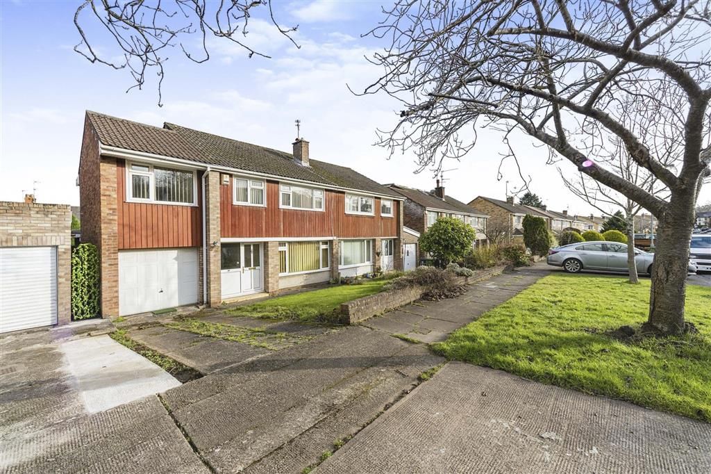 4 bed semidetached house for sale in Mountbatten Close, Heath, Cardiff