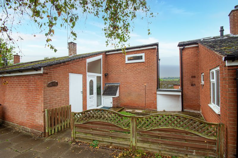 3 bed end terrace house for sale in Greenlands Avenue, Redditch B98