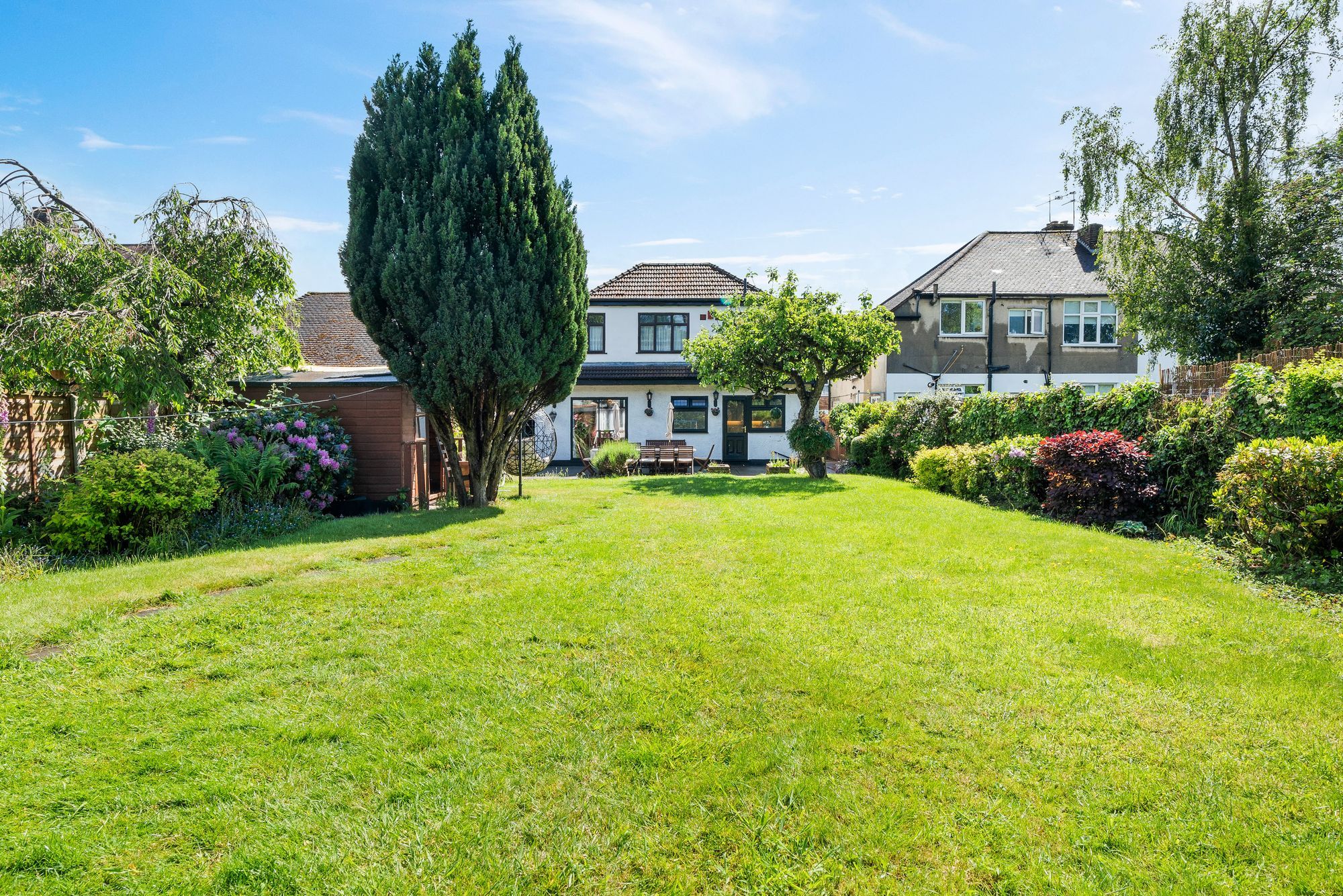 5 bed detached house for sale in Hampton Road, Chingford E4 Zoopla