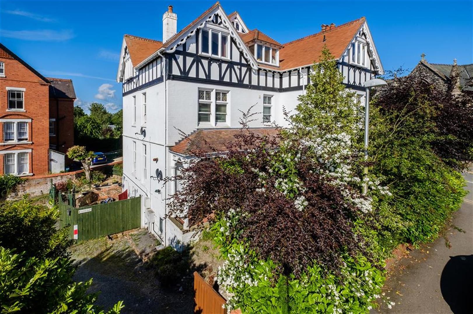 1 bed flat for sale in Spa Road, Llandrindod Wells LD1 Zoopla