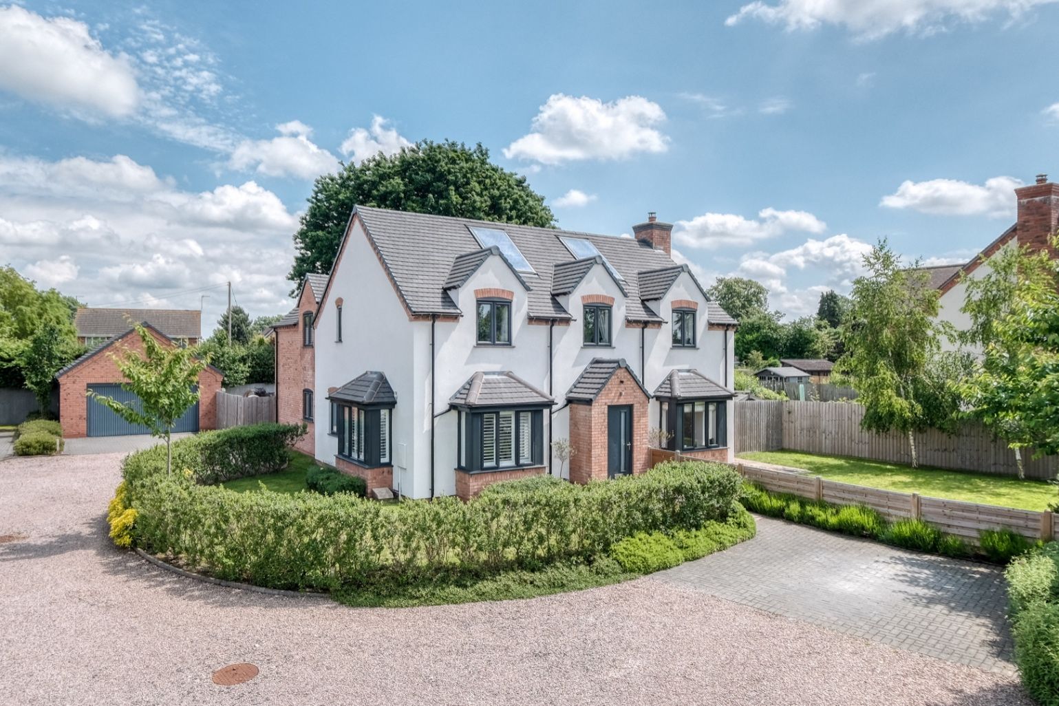 5 bed detached house for sale in Old Hopyard Close, Hallow, Worcester