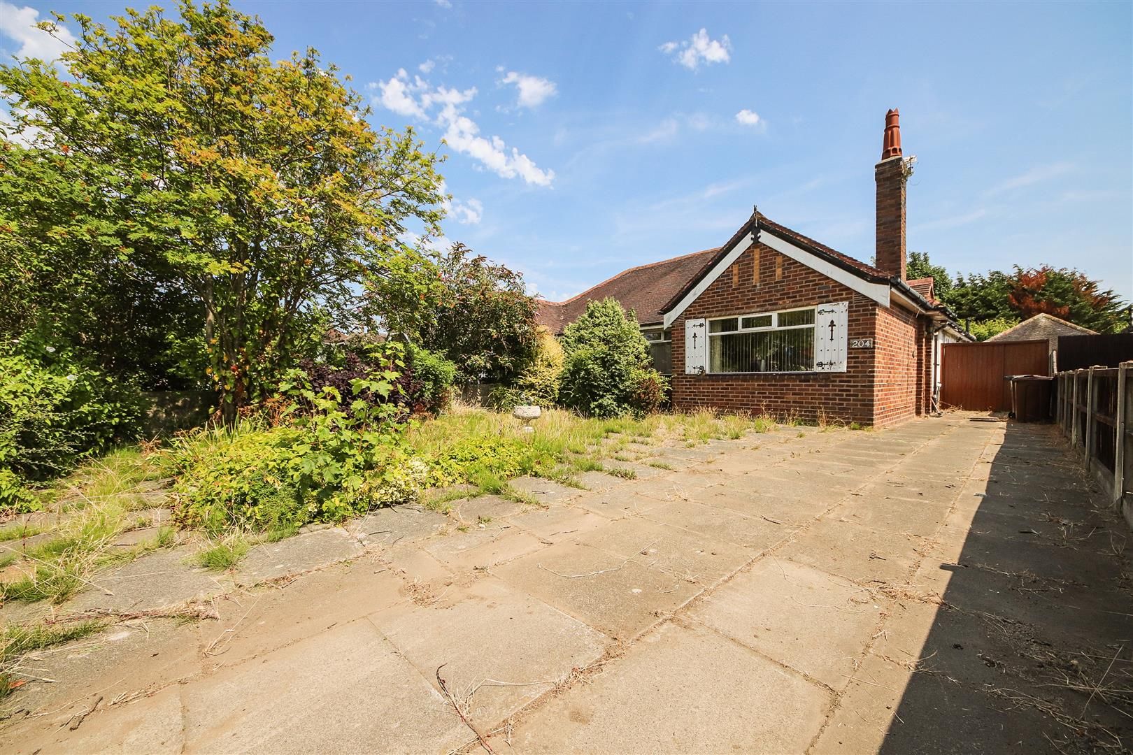 2 bed semidetached bungalow for sale in Preston New Road, Southport