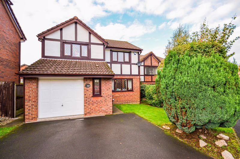 4-bed-detached-house-for-sale-in-48-foxwood-drive-kirkham-preston-pr4
