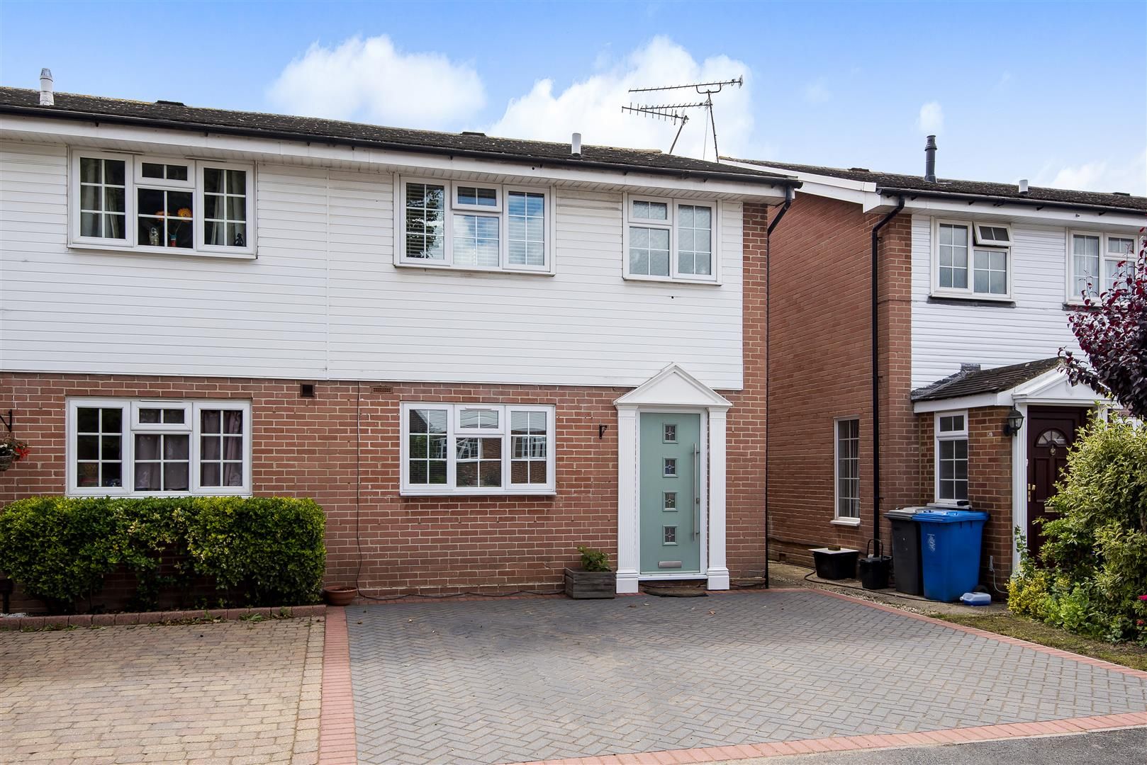 3 bed semidetached house for sale in Furrow Way, Maidenhead SL6 Zoopla