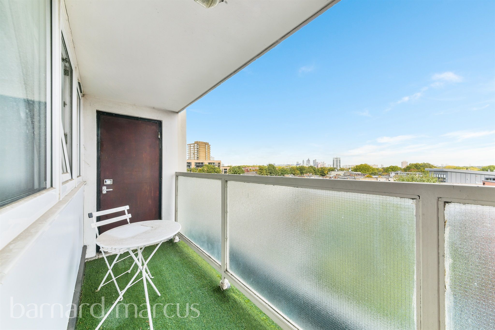 3 bed for sale in Yelverton Road, Battersea, London SW11