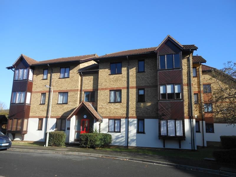 1 bed flat to rent in Redwood Grove, Bedford MK42 Zoopla