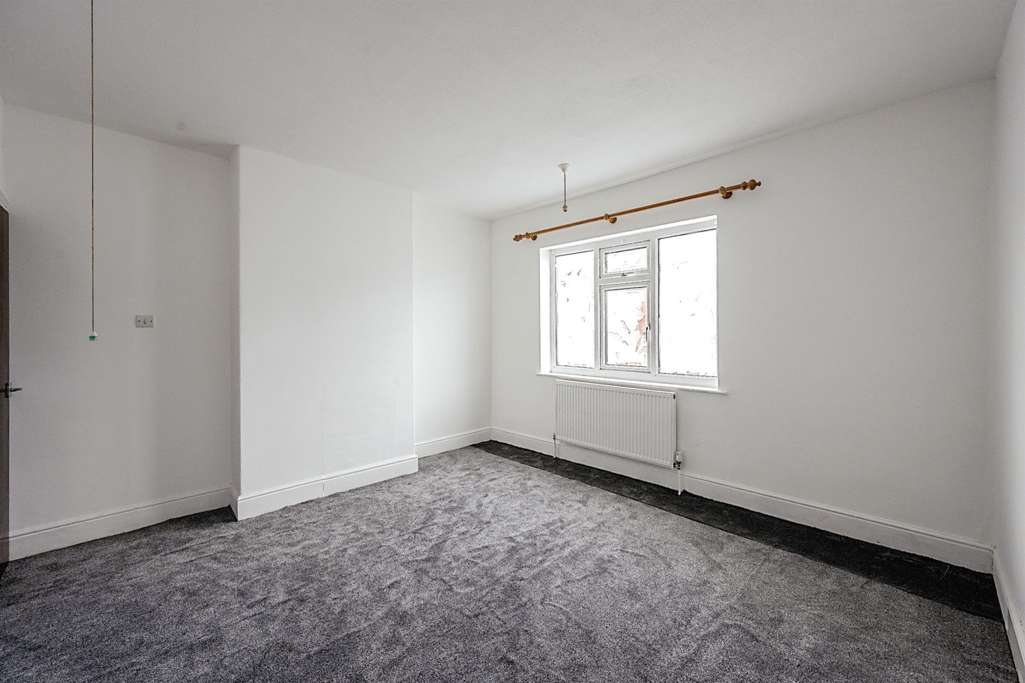 4 bed terraced house for sale in Ivanhoe Road, Conisbrough, Doncaster