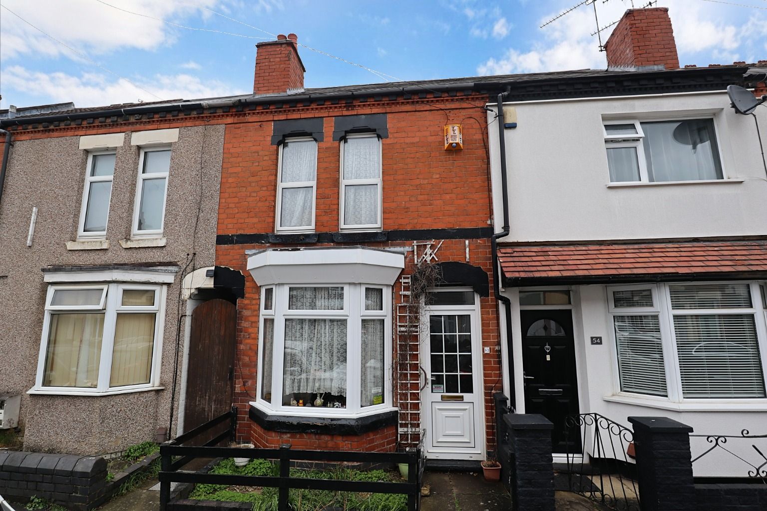3 bed terraced house for sale in William Street, Nuneaton, Warwickshire