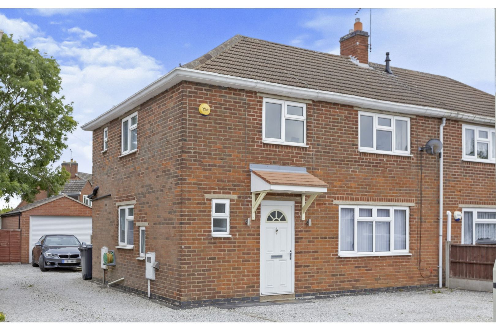 3 bed semidetached house for sale in Preston Drive, Newbold Verdon