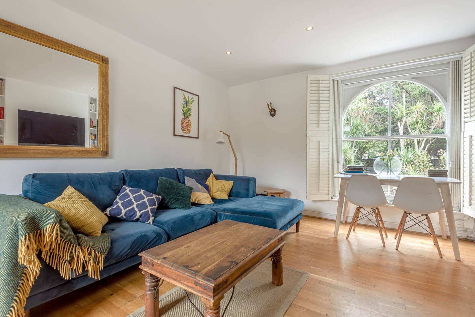 Shepperton Road, East Canonbury, London N1  