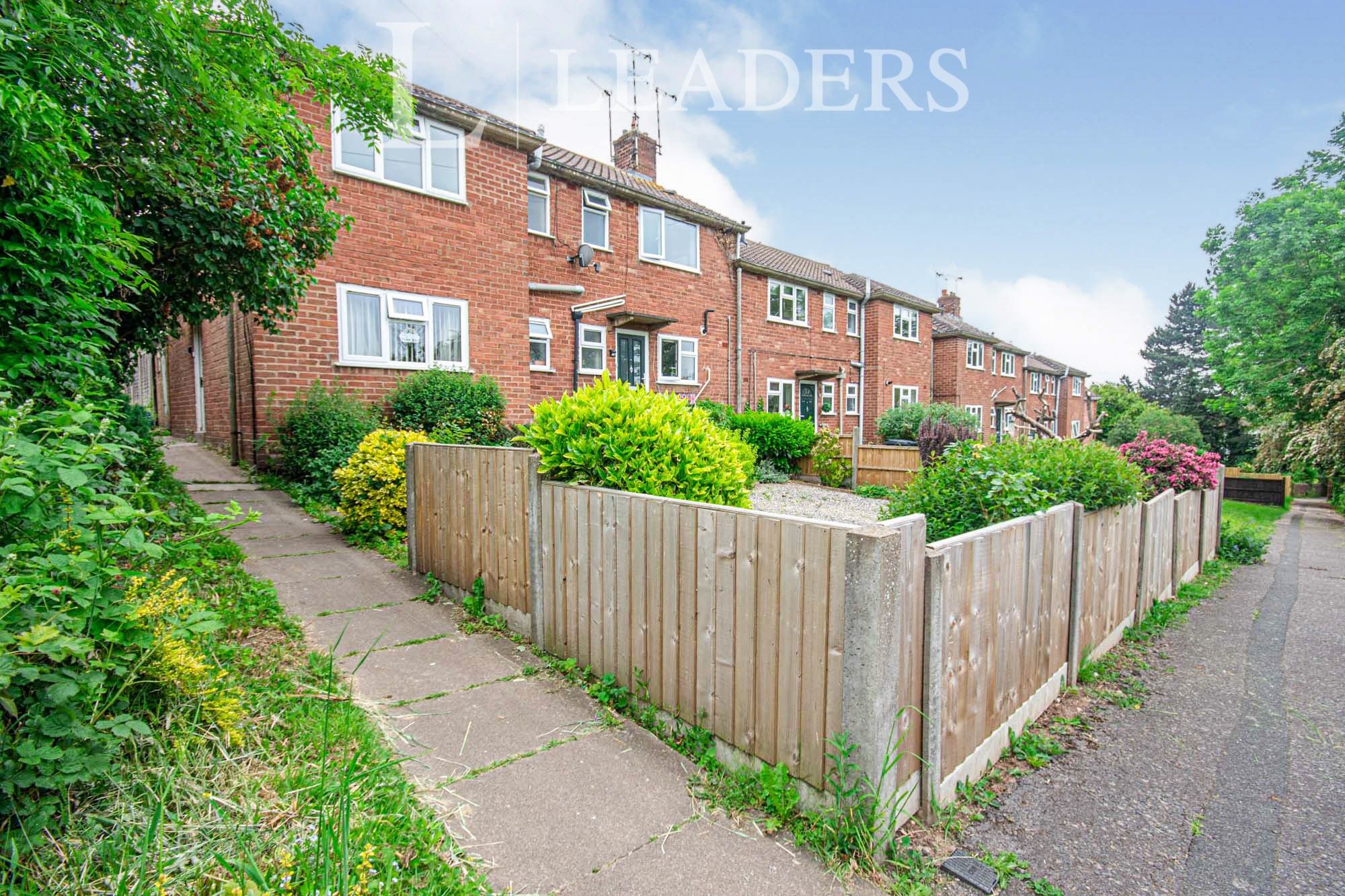 2 bed flat to rent in Windmill Hill, Cubbington, Leamington Spa CV32