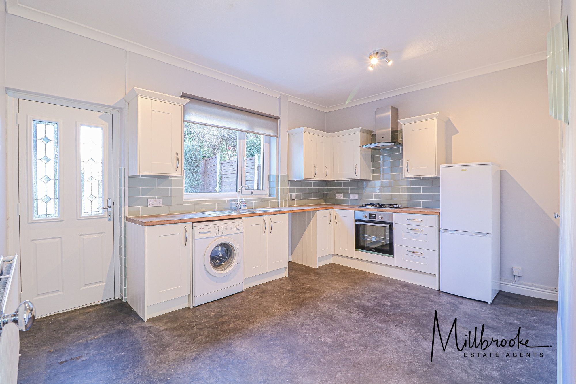 2 bed terraced house to rent in Chaddock Lane, Boothstown, Manchester