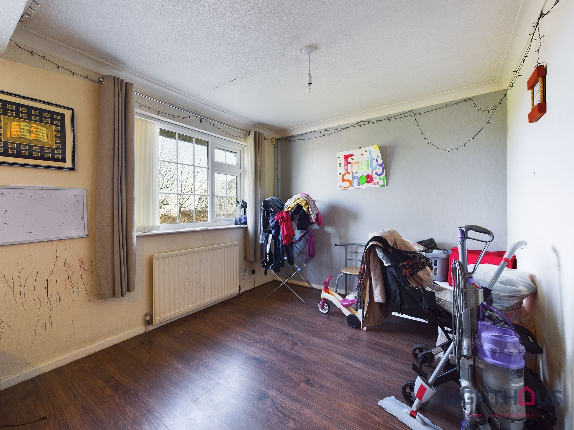 4 bed semidetached house for sale in Grey Friar Walk, Bradford BD7