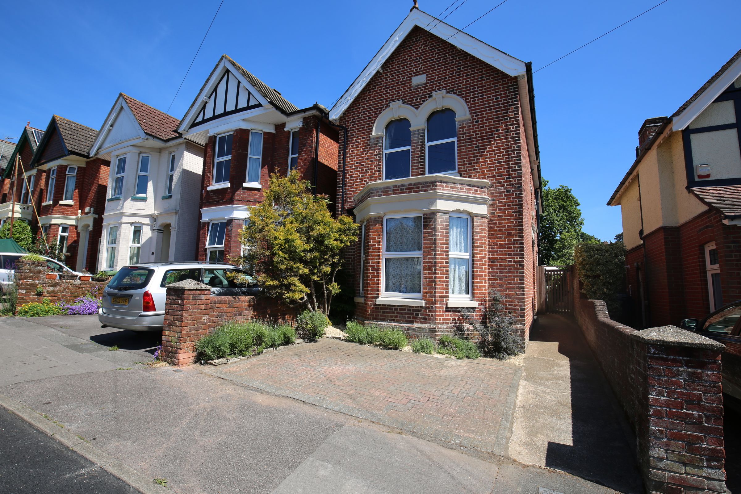 3 bed detached house for sale in Hillside Avenue, Southampton SO18 Zoopla