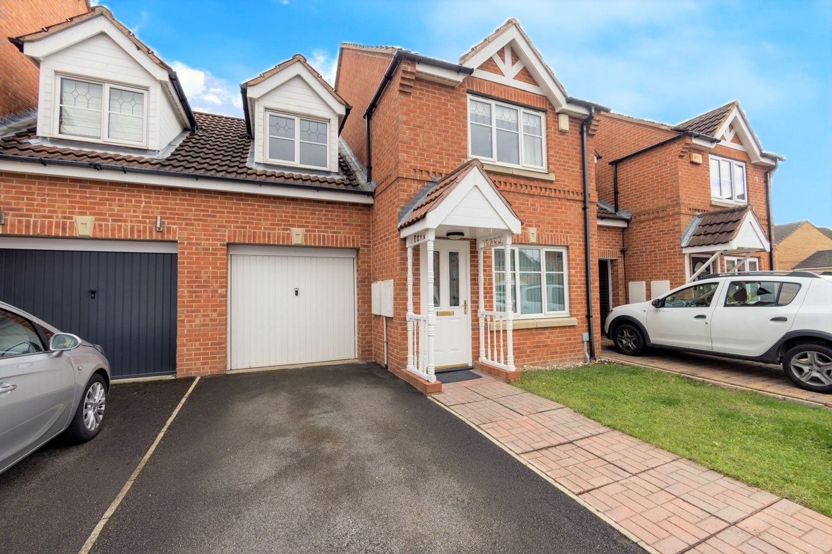 3 bed terraced house for sale in Gleneagles Court, Normanton, West Yorkshire WF6 Zoopla