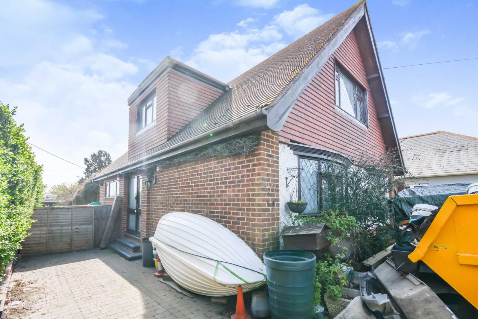 3 bed detached bungalow for sale in Canterbury Road West, Cliffsend