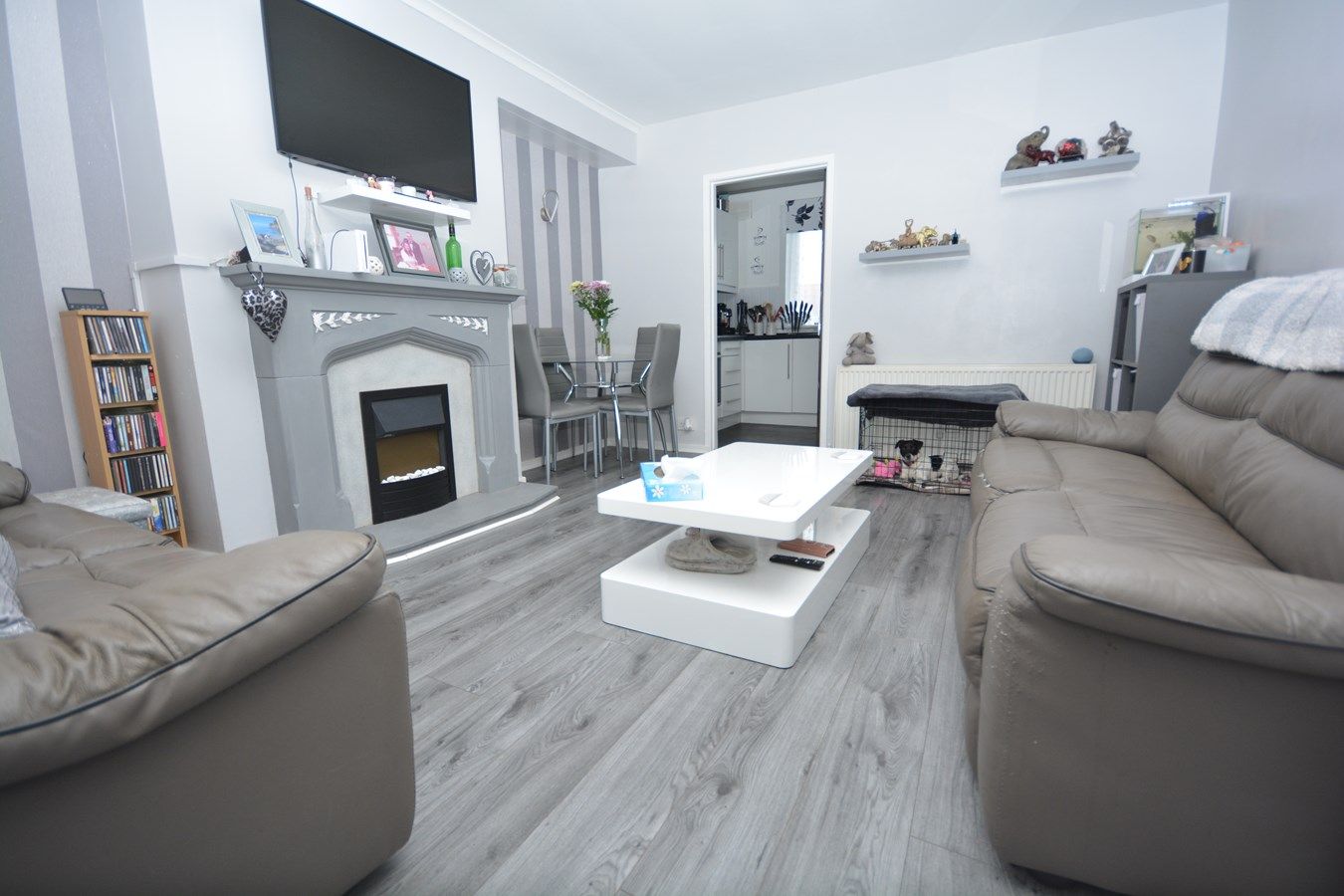 2 bed terraced house for sale in Cessnock Avenue, Hurlford, Kilmarnock