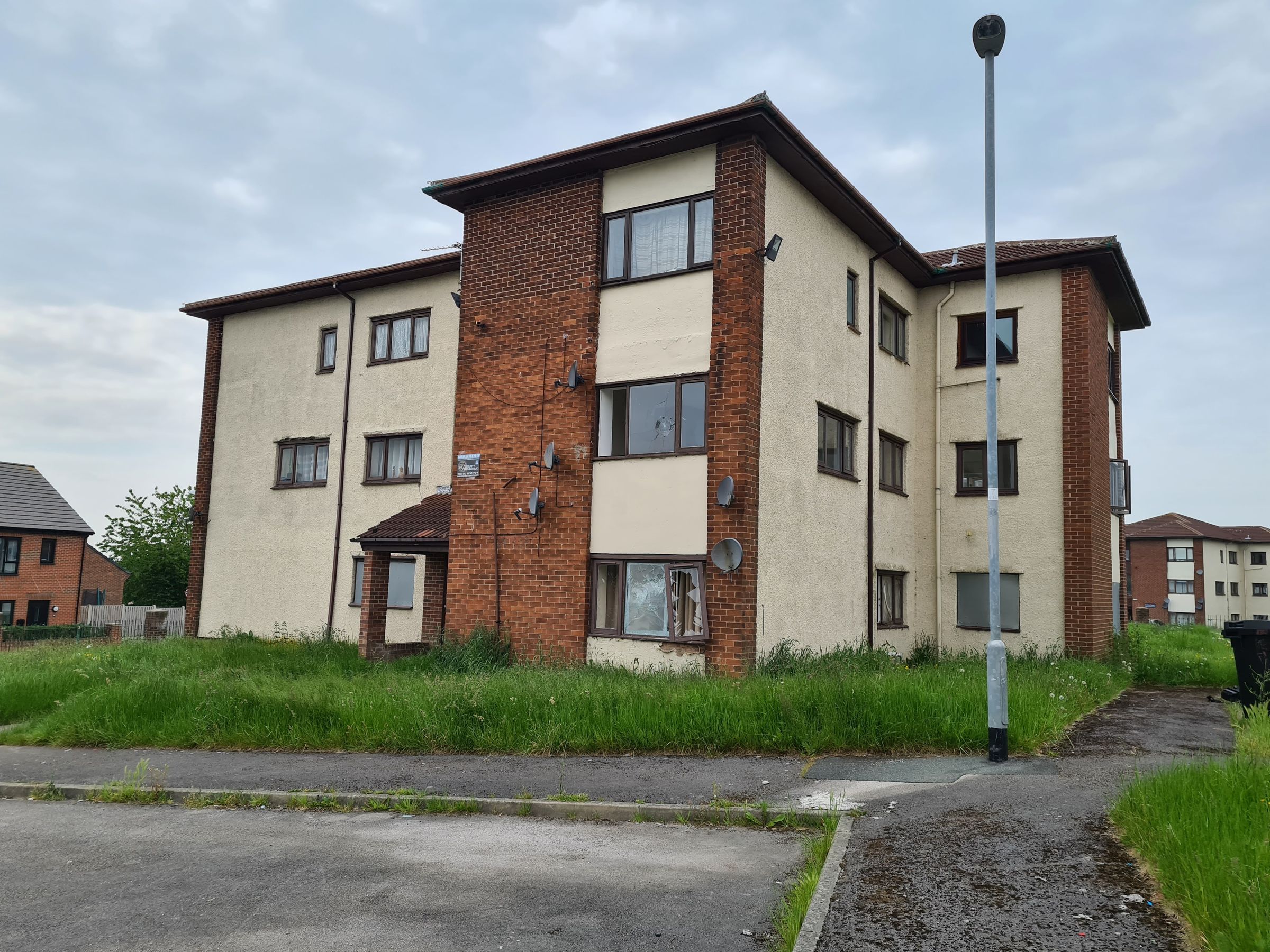 Apartment 5 Elland House, Kingsdale Court, Leeds, West Yorkshire LS14  