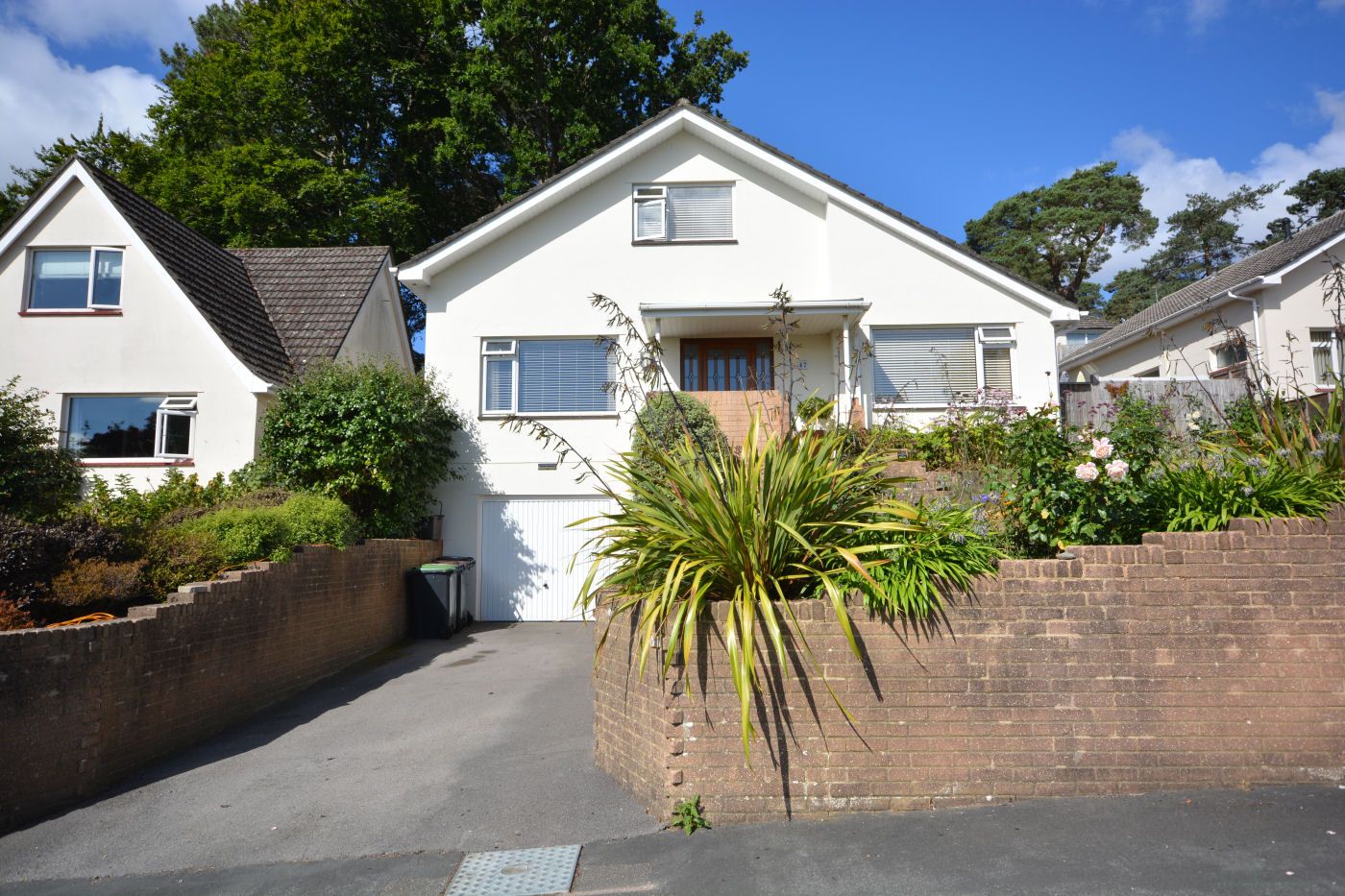 5 bed detached house for sale in Gladelands Way, Broadstone BH18 Zoopla