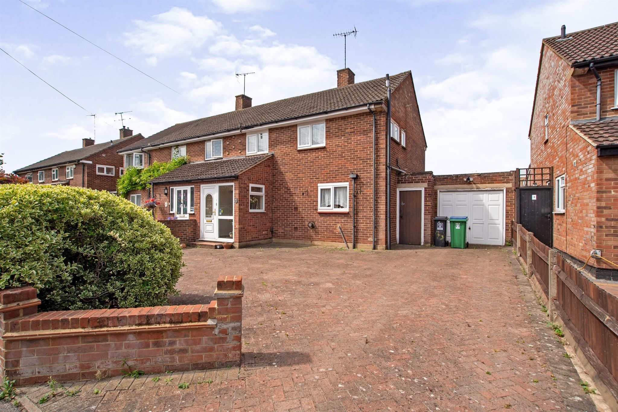 3 bed semidetached house for sale in Westlea Avenue, Watford WD25 Zoopla