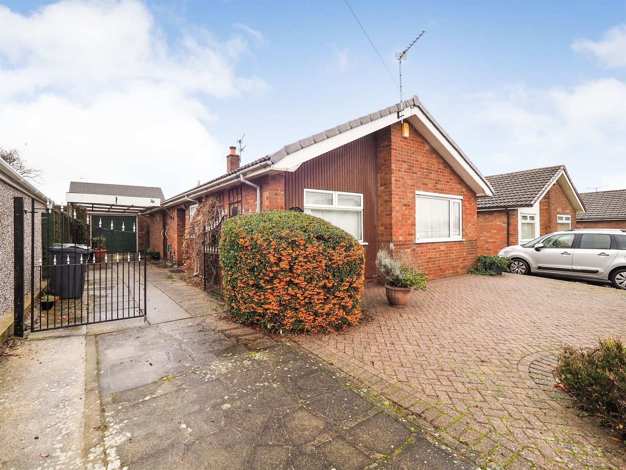 3 bed detached bungalow for sale in Deepdale Road, Belper DE56 Zoopla